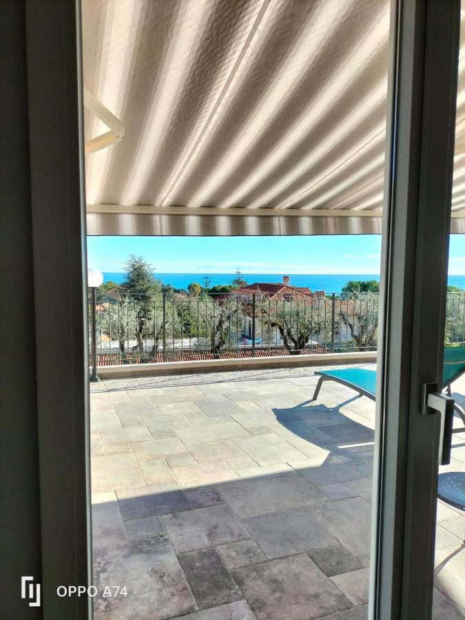 Corso Montecarlo Apartment Вентимиля Екстериор снимка